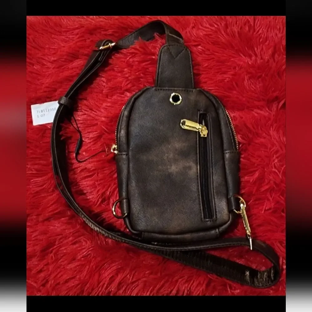 Sling Bag Crossbody Bag Gold Toned hardware